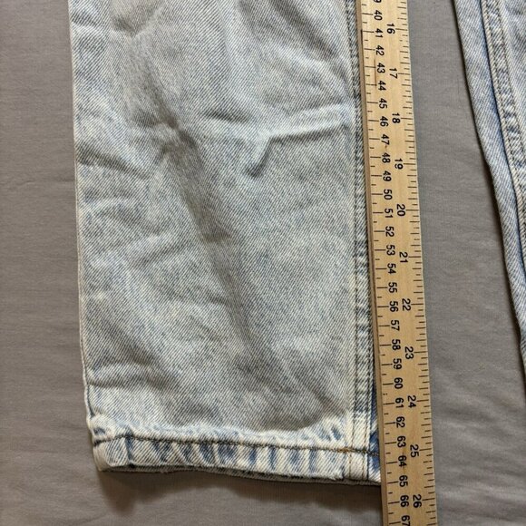 Brand New Aeropostale Size 6 Light Wash “Mom Jeans” - Picture 6 of 8